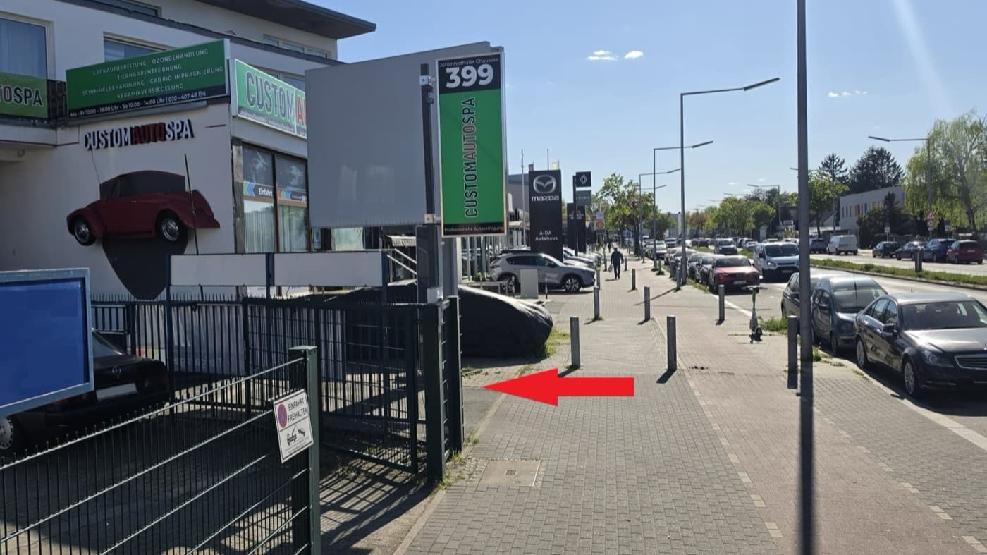 Eingang von Custom Autospa an der Johannisthaler Chaussee 399 in Berlin-Rudow